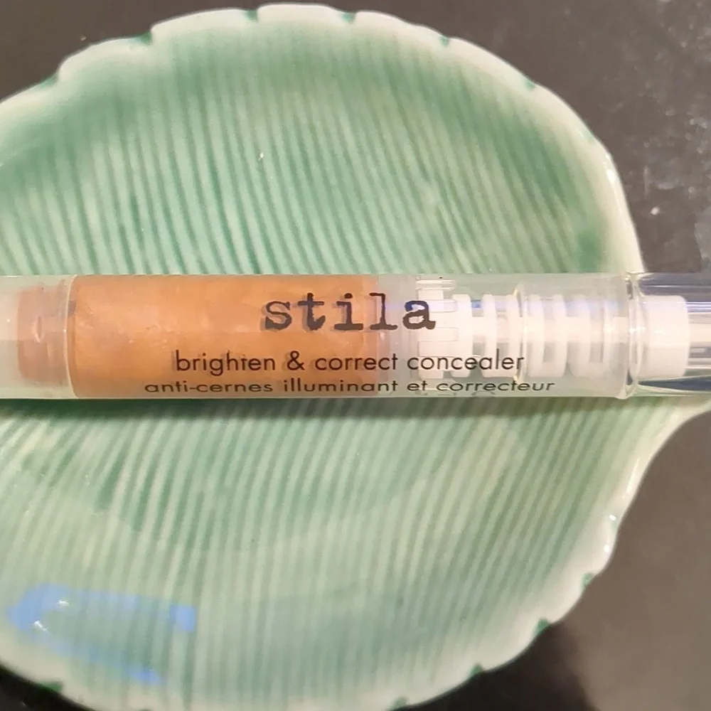 Brightening and Correct Concealer
